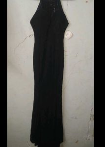 Halter Neck Black Bodycon Dress 🔥