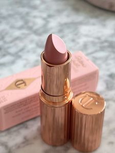 CT LIPSTICK MATTE REVOLUTION