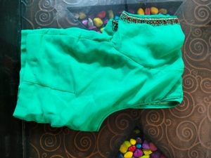 Fine Georgette Saree With Blouse