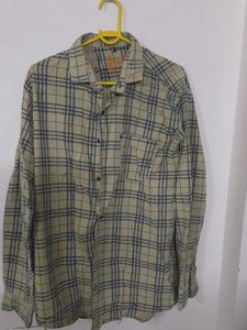 Vintage Plaid Button-Down Shirt