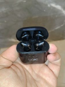 BoAt Airdopes 131 Truly Wireless Bluetooth