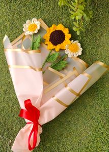 Sunflower With Daisy