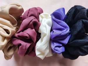 Scrunchies 🤍