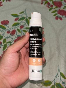 The Dermaco Hyaluronic Tinted Sunscreen Gel
