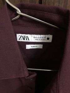 Zara Man - Slim Fit Maroon Solid Shirt