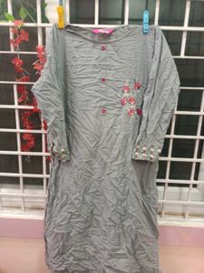 Embroidered Grey Kurta