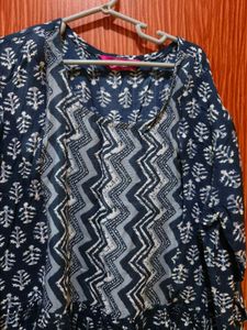 maternity feeding gown with zip