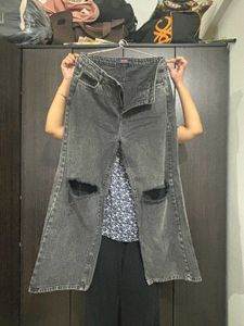 Ripped Wide Leg Jeans