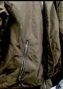 H&amp;M Bomber Zipper Jkt