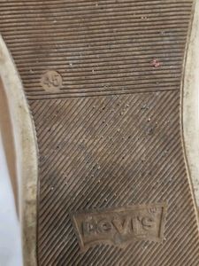 BOGO UK 10.5 Levi&#39;s Shoes with Free Mojari