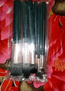 Mars Titan Brush Set New