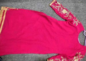 Elegant Pink &amp; Gold Kurta Set