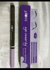 Plum Eye-Swear-By Brow Definer