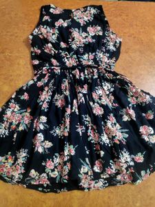 Chic Floral Fit And Flare Dress with Belt