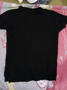 Black Closed Neck Ribbed Top