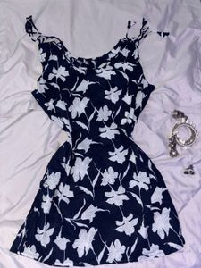 Navy Blue Tie Knot Straps Short Kurti.SIZE-30-34