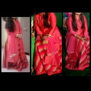 Beautiful Dress(Kurti, Skirt &amp; Dupatta)