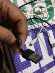 3 used data cables