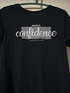 Black &#39;Confidence&#39; Tee