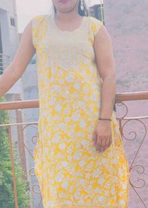 New Kurti Good Condition Yellow Kurt
