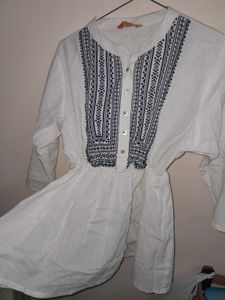 Vishudh Branded Top