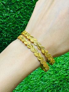 ✨ Elegant Gold-Finish Kada (Artificial) ✨