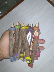 Singapore Special Wooden Pencil Colors Pack Of 10