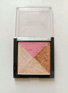 Nykaa Eyeshadow Palette &amp; Swiss Beauty Highlighter