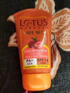 Lotus Herbals Sunscreen