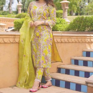 Aachho Reva cotton kurta set