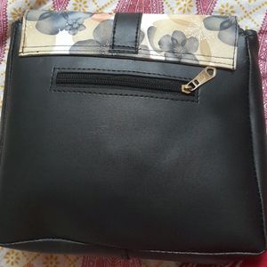 Pretty Fashionable Black Sling Bag . Can Easily Contain Mobile Phone, Small Water Bottle And Makeup Etc