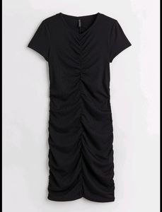 hnm- ruched bodycon dress
