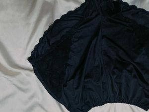 🇳🇿💫🎀Black lace shorts