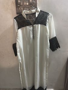 Elegent White Georgette Kurta With Black Lace