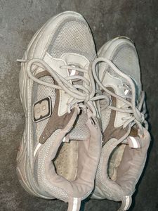 Girls Shoes 👟