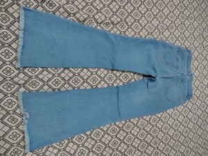 Bootcut Jean