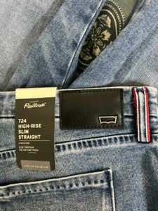Levi&#39;s jeans