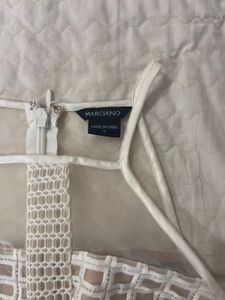 GUESS By Marciano.