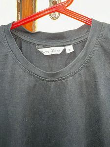 Basic Black T-shirt