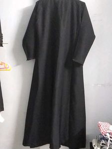 Elegant Black Burqa For Girls.