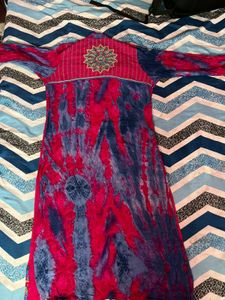 Elegant Red Embroidered Kurta