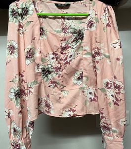 Floral Print Top🩷🥰