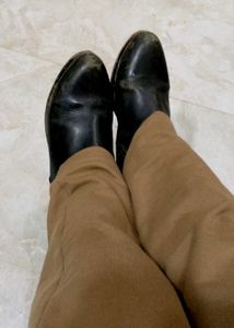 black leather boots👢