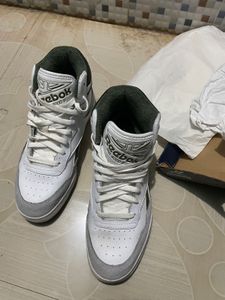 Reebok BB 4000 II MID Sneakers
