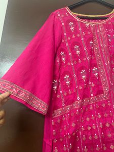 Pink &amp; Gold Printed Kurti