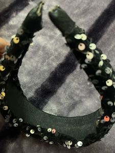 This Is Like New And Stylish Hair Band