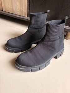 Black Boots