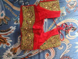 Elegant Red &amp; Gold Sari