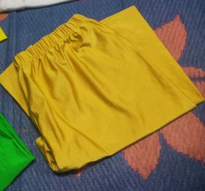 Comfortable Gold Leggings