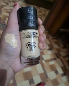 PAC Studio HD Liquid Foundation